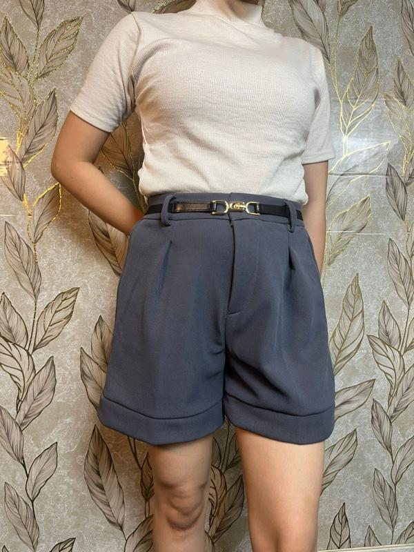 Hotpants Amanda Celana Pendek Wanita dengan Desain Santai Nyaman untuk Penggunaan sehari-hari Hotpants Amanda Celana Pendek Wanita dengan Desain Santai Nyaman untuk Penggunaan sehari-hari