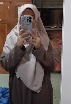 Product Review of L HAURA SCARF HIJAB MALAY SYAR'I Empat Nyaman Oval Polycotton from d** 3