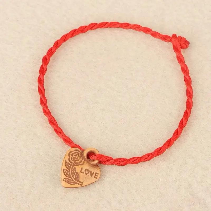 Vòng Tay Dây Đỏ Charm Trái Tim Khắc Chữ LOVE | Biểu Tượng Tình Yêu May Mắn, Quà Tặng Ý Nghĩa | Kim Tụ Bảo