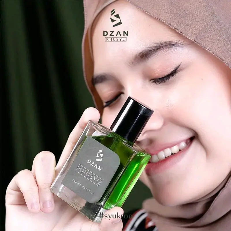 Parfum Sholat Tahan Lama 24 Jam Dzan Khusyu Eau De Perfume 30 ML Bisa Untuk Pria Dan Wanita Wangi