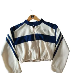 CROP TOP ANSWER JAKET PREMIUM