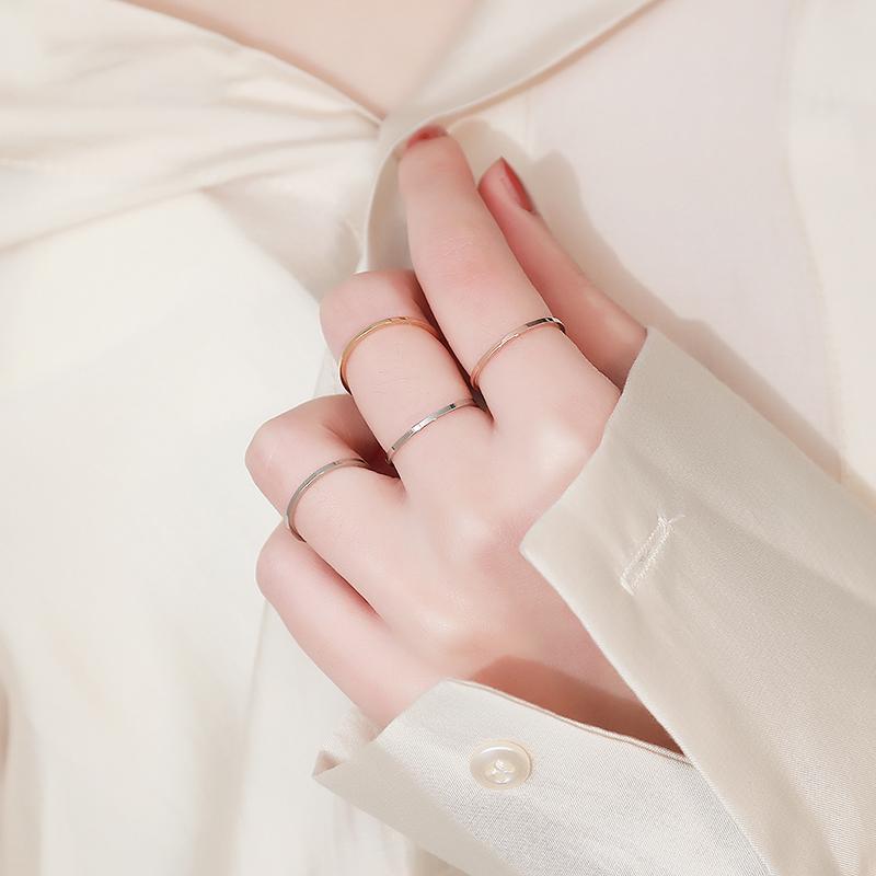 Nhẫn Chống Gỉ Siêu Mỏng Cho Nữ Thép Titan Women Nhẫn Cặp Đôi Đơn Giản Và Nhẹ Phụ Kiện Thời Trang