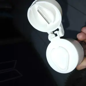 COD YBL Penghancur Obat 4 in 1 Praktis Tempat Penyimpan Pil dengan Pisau Cutter Bahan Plastik ABS Ukuran 4,5x4 cm Berat 45 Gram Dilengkapi untuk Memotong dan Menghancurkan Obat Jadi Bubuk