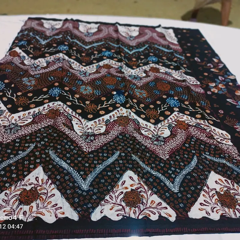 sarung batik tulis madura bahan halus lembut 3