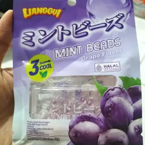 [HALAL] LIANGGUI FOOD MINT BEADS, sudah tersertifikasi BPOM. Tersedia 3 varian rasa: STRAWBERRY, BLUEBERRY, GRAPE.Ada desain labirin di dalamnya, meledak dalam satu gigitan, langsung menyegarkan.Cocok untuk acara kumpul-kumpul dan menyegarkan napas.