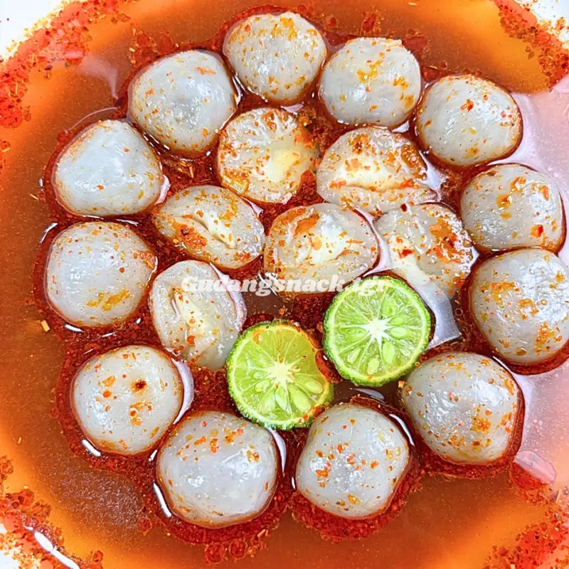 1 Bks Baso Aci Isi Keju Mozza Isi 15 Butir Dengan Kuah Chilli Oil Dan Cabai Bubuk 0