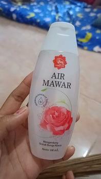 Product Review of Viva Air Mawar - 100 ml (Rose Extract) from M**9 0