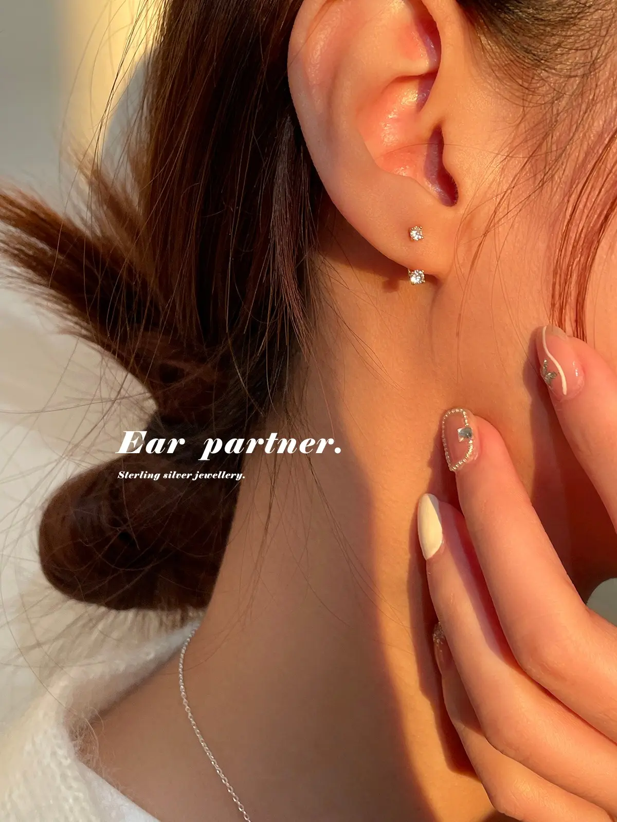 EAR PARTNER-999 SILVER Anting-anting perak murni 999 untuk wanita, menjaga lubang telinga saat tidur tanpa perlu dilepas, desain minoritas dengan gaya pengait belakang yang elegan, aksesori telinga gaya Korea yang memiliki nuansa tinggi.