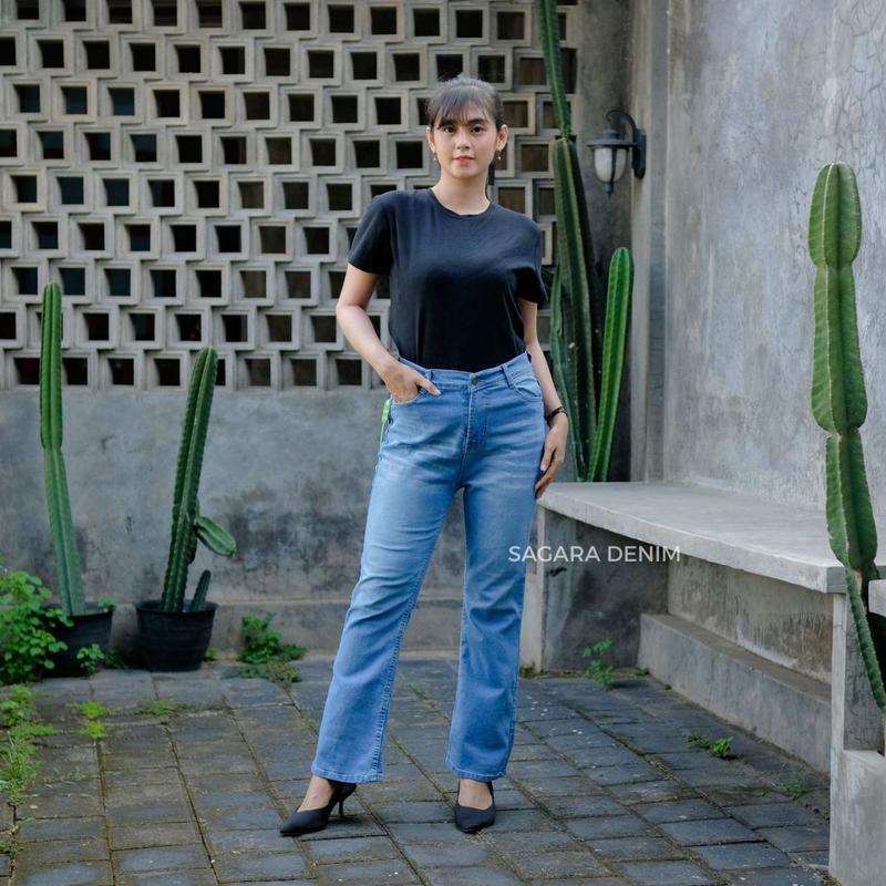 Highwaist Cutbray Jeans Retro 114- Celana Jeans Cutbray Premium Wanita Panjang Wanita Panjang Cutbray Retro Jeans Vintage 1