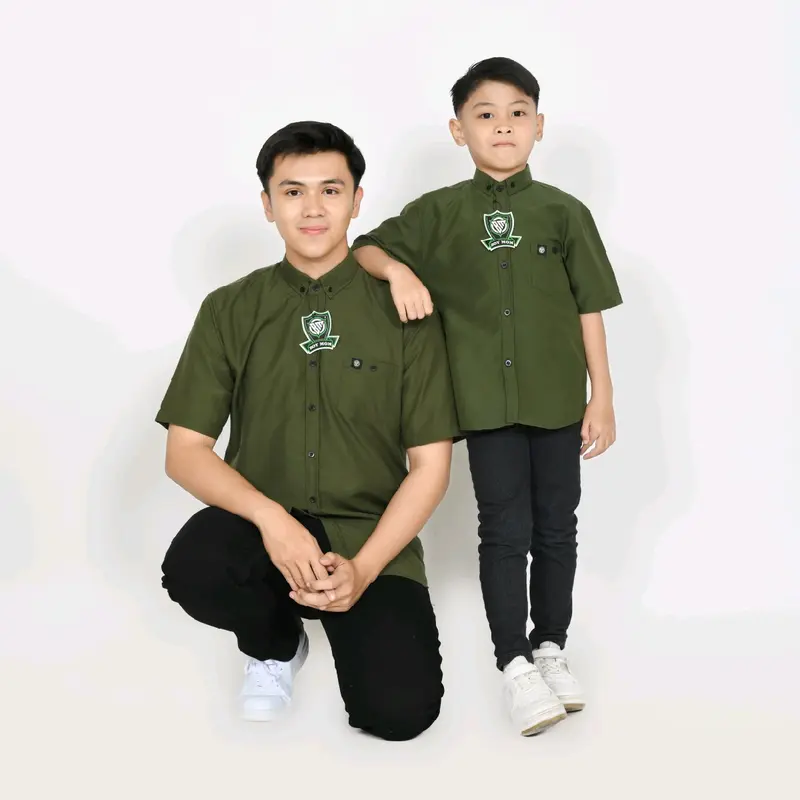 Army Kemeja Polos Couple Ayah dan Anak Lengan Pendek Kemeja Pria Dewasa Dan Anak Laki Laki Warna HIJAU ARMY Fashion Baju Katun Panjang Santai Navy Hitam Keluarga Putih 1