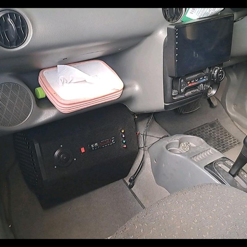Speaker Sepikar Aktif 10 Inch Portable AC/DC Karaoke + echo Bluetooth 6