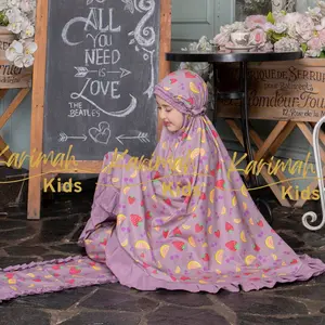 Hafizah Series - Mukena Anak dengan Sejadah Praktis & Nyaman Dibawa, Cocok untuk Usia 4-10 Tahun, Material Lembut, Adem, Mudah Dibawa Saat Travel atau Ibadah di Rumah & Masjid  Cantik Muslim Sajadah 4-5 Tahun White set el Mewah
