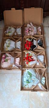 Product Review of MINI buket bunga buket bunga rose buket kado wisuda kado ultah buket bunga murah Buket Bunga | Buket Bunga Palsu | Buket Bunga Premium | Buket Ulang Tahun | Buket Anniversary from D**n 0