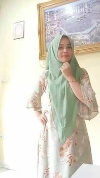 Product Review of Tunik Midi Rayon Viscose Motif Vintage by Teby from R**d s**p 1