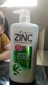 Product Review of Zinc Shampo 680ml Anti Ketombe Complex Zinc-PTO - Haircare, Rontok, Conditioner, Sampo, Shampoo, Perawatan from k**s 1
