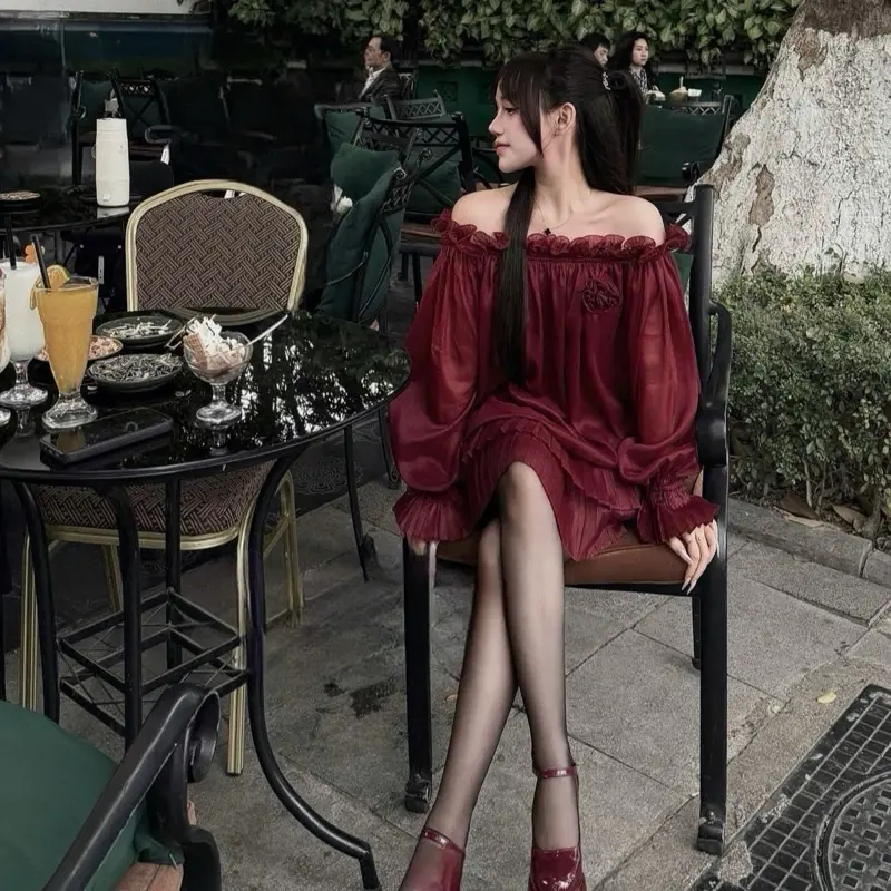 Váy voan tơ trễ vai tay phồng đính bông ( kèm quần bảo hộ ) đỏ/đen/kem - freesize < 55kg Women Nữ Dress 0