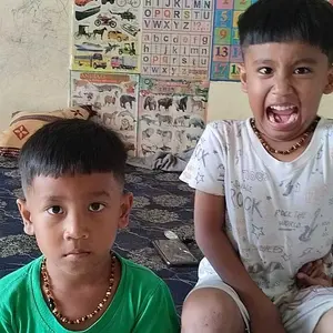 Kalung amber untuk anak by Carlis Baby. Multicolour CH1 / CH2 / CH4