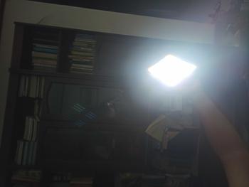 Product Review of Lampu Sorot 1000W Tenaga Surya / Solar Powered Gantung Camping Tenda Floodlight Matahari Panel Cell IP66 Outdoor Portable from t**7 1