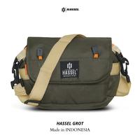 Gambar HASSEL GROT Tas Selempang Pria Casual Sling Bag Serut Mini Untuk HP - Black dari Hassel Indonesia Kota Tangerang 3 Tokopedia