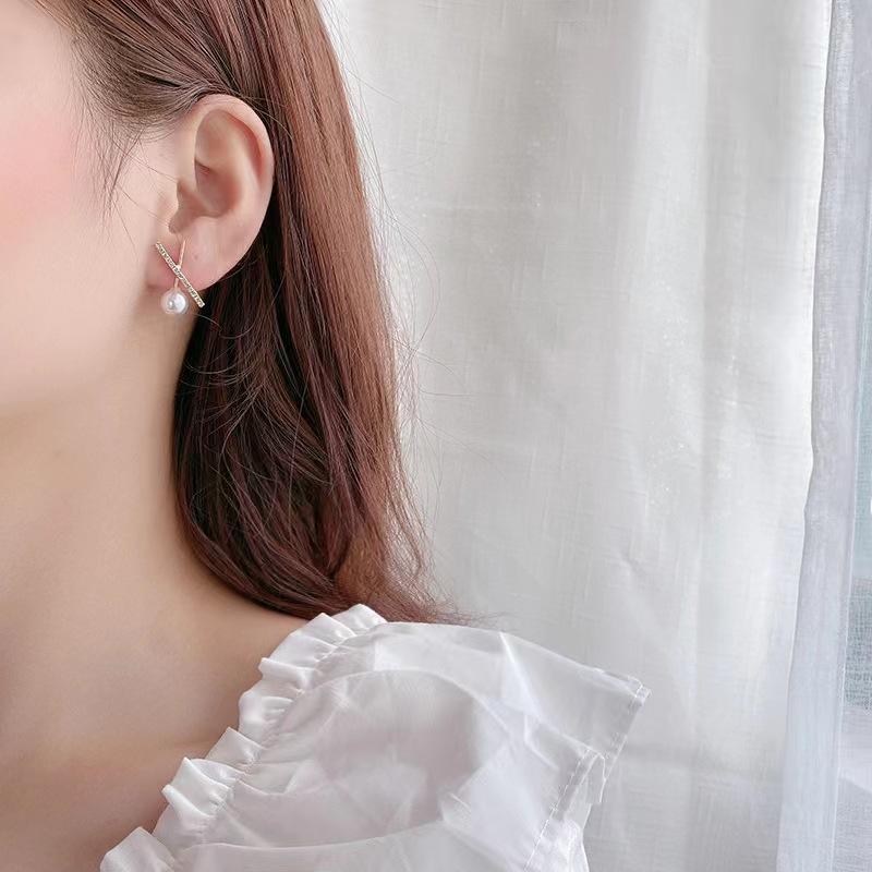 Mua ba bộ quần áo, nhận quà miễn phí tại [Brand Name] 1