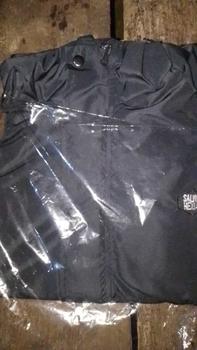 Product Review of JAKET PRIA - JAKET CASUAL PRIA-JAKET SALVIOHEXIA-JAKET WATERPROOF OUTDOOR -JAKET PARASUT PRIA MURAH Cowok Nyaman Unisex Lembut Keren Distro Bandung from R**🥀 0