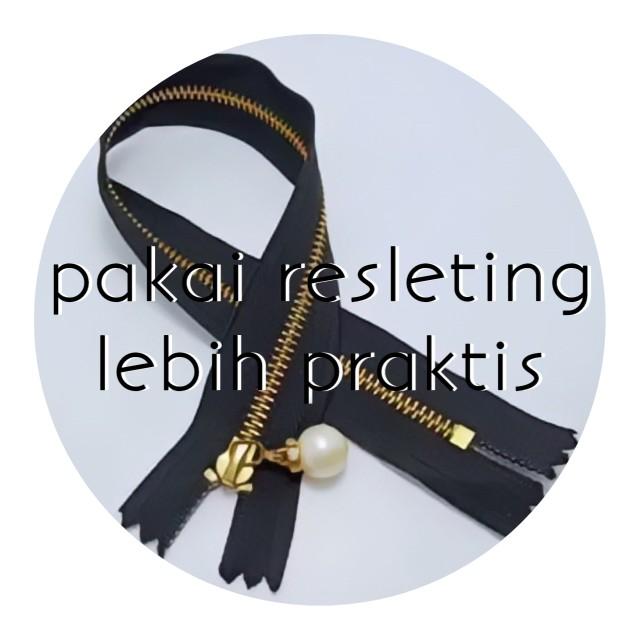 Product Introduction of | Bisa COD | hijab segi empat resleting ziper motif / kerudung Ziper motif / Kerudung instan Voal Muslim Segiempat 3