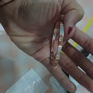 GELANG TITANIUM / AKSESORIS WANITA TITANIUM Bracelets