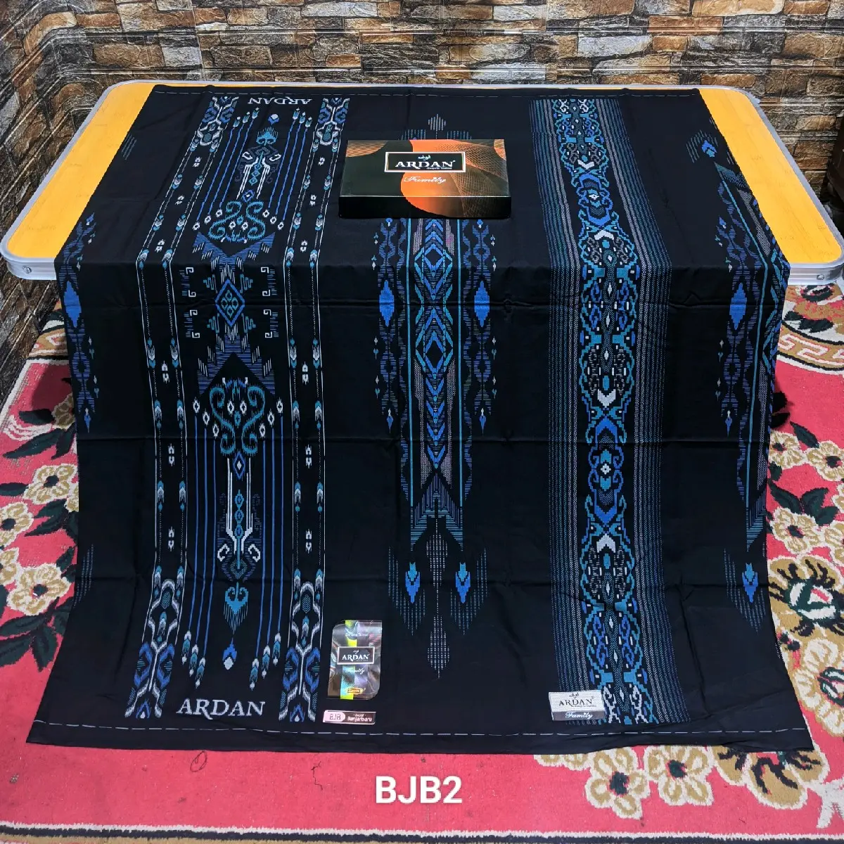 sarung ARDAN FAMILY SERI HITAM  Motif terbaru