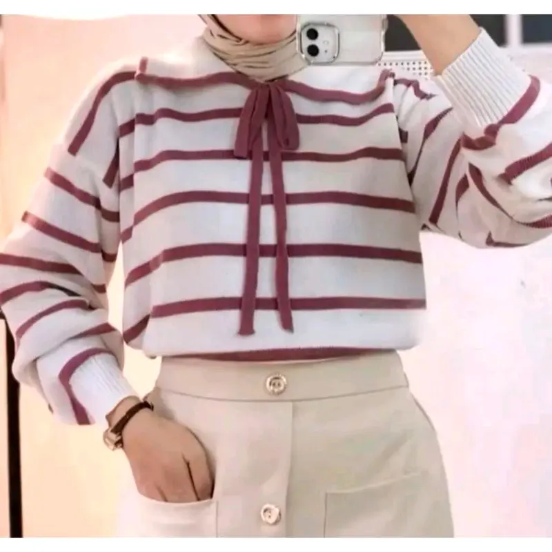 Atasan rajut wanita motif garis kera/blouse rajut wanita berkera Kerah 4
