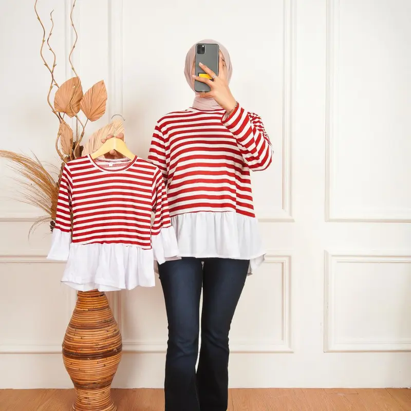 Baju Anak - Maila Blouse Couple Ibu dan Anak / Fashion Blouse Ibu dan Anak Terbaru Wanita Keluarga Atasan Dewasa  Motif Katun Pasangan Panjang Batik  Pendek Sarimbit Biru 0