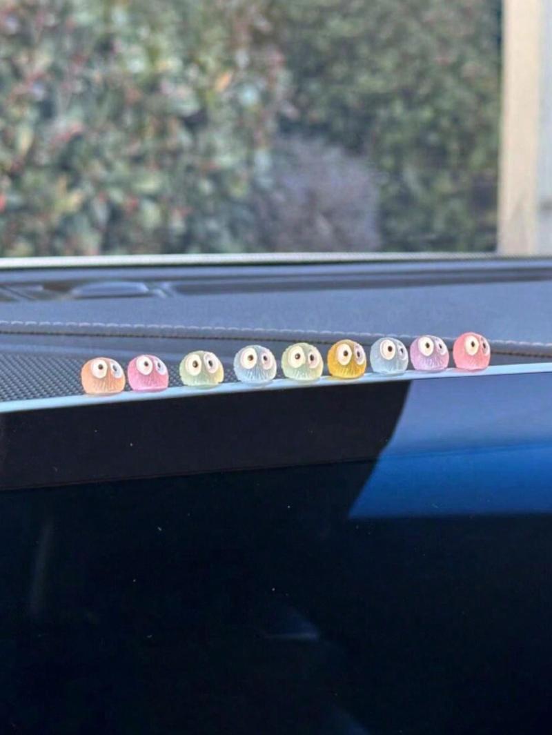 Product Introduction of 6-piece set Car Luminous Color Mini Coal Ball Decoration Car Mirror Center Console Car Interior Decoration 2