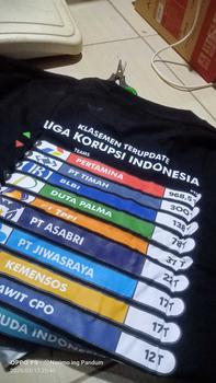 Product Review of Kaos Liga Korupsi Baju Liga Korupsi Baju Liga Koruptor Kaos Sindirian Liga Korupsi Indonesia - Bahan Tebal Combed 30s Distro Baju Katun from M**y 0