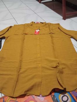 Product Review of ROSELLA BLOUSE POLO LINEN . baju Atasan Santai from Y**n 1