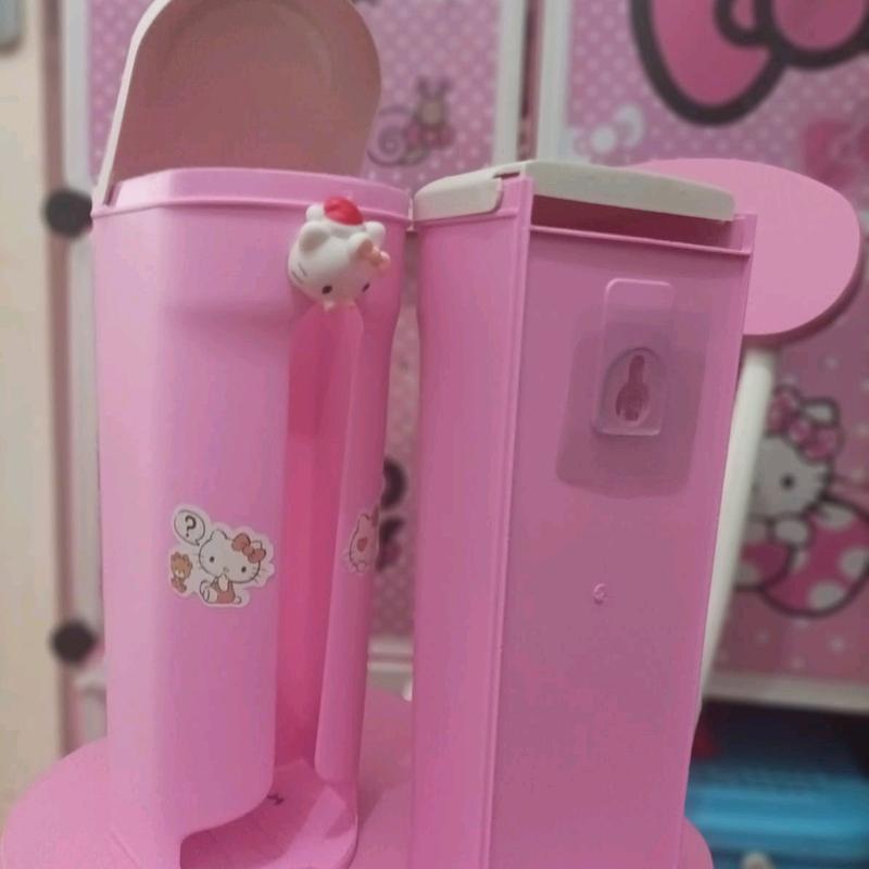 Wadah plastik hello kitty pinky 3
