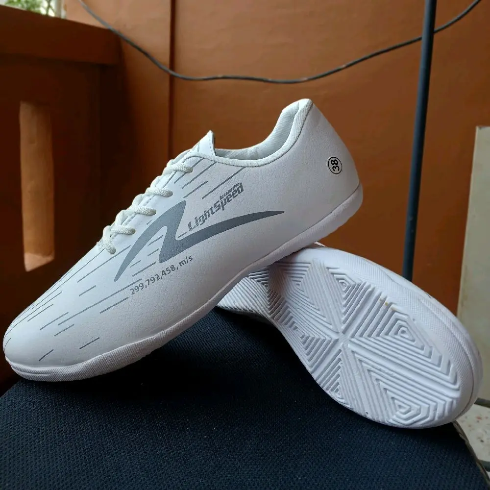Sepatu Futsal Anak Remaja Specs Reborn Putih