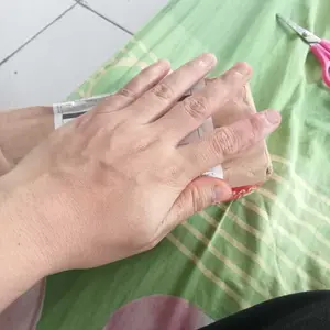 Safiya Madu Murni Asli 350 Gram Raw Honey Kualitas Premium