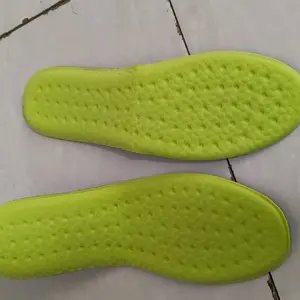 { BANGNI }Insole Sepatu Antibakteri & Anti Bau – Sol Olahraga Orthopedic Breathable Empuk untuk Pria Wanita Sneakers dan Premium Insolen