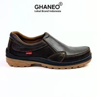 Gambar Ghaneo - Sepatu Pria Kulit Slip On G-03 Coklat Kasual Kerja - Coklat, 39 dari Ghaneo Official Shop Kab. Mojokerto 4 Tokopedia