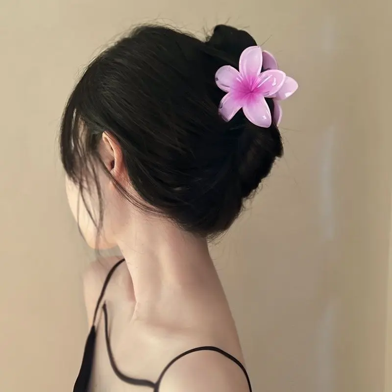 Jepit Rambut Model Bunga Kamboja Aklirik Hawaiian Plumeria Flower Hair Claw Clips 3