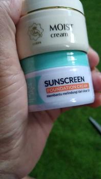 Product Review of Paket Viva(Moisturizer 22g&Suncreen 22g) from n**i 1