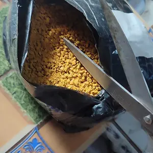 ￼Pur Buras B12L Pakan Ayam Bebek Unggas Repack 1KG