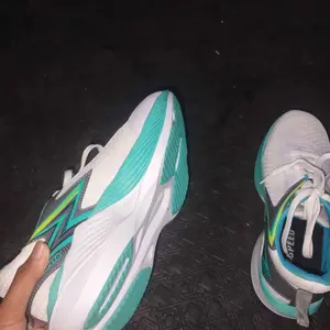 Sepatu Lari Pria Wanita Rexspeed Putih Tosca Size 38-44 Terbaru Sepatu Running Sneakers Olahraga Joging Sepatu Casual