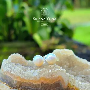 Natural Pearl Silver Earrings