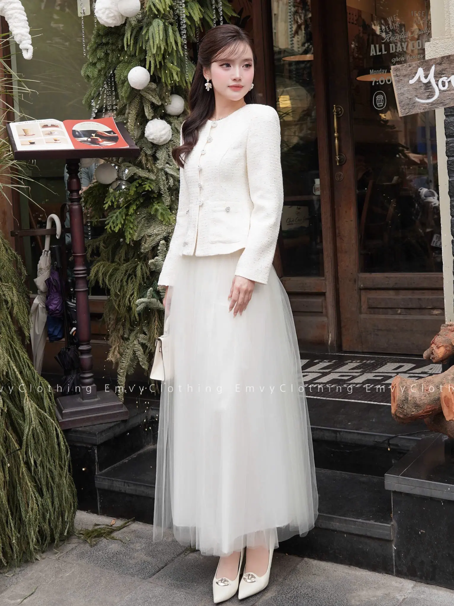 EV98-Emvy Clothing (Áo lẻ + Chân váy lẻ) Áo Dạ & Váy lưới mềmThanh Lịch Dịu Dàng Thiết Kế Tinh Tế Nữ Tính Phù Hợp Dịp Tinh Tế | BigBuy360 - bigbuy360.vn EV98-Emvy Clothing (Áo lẻ + Chân váy lẻ) Áo Dạ & Váy lưới mềmThanh Lịch Dịu Dàng Thiết Kế Tinh Tế Nữ Tính Phù Hợp Dịp Tinh Tế | BigBuy360 - bigbuy360.vn