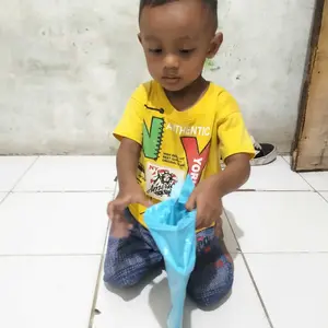 Anak Ceria - Buku 500+ Kata Pertamaku Superlengkap Full Color Dua Bahasa ukuran 19x19cm Soft Cover Dilengkapi Video Animasi Pengucapan