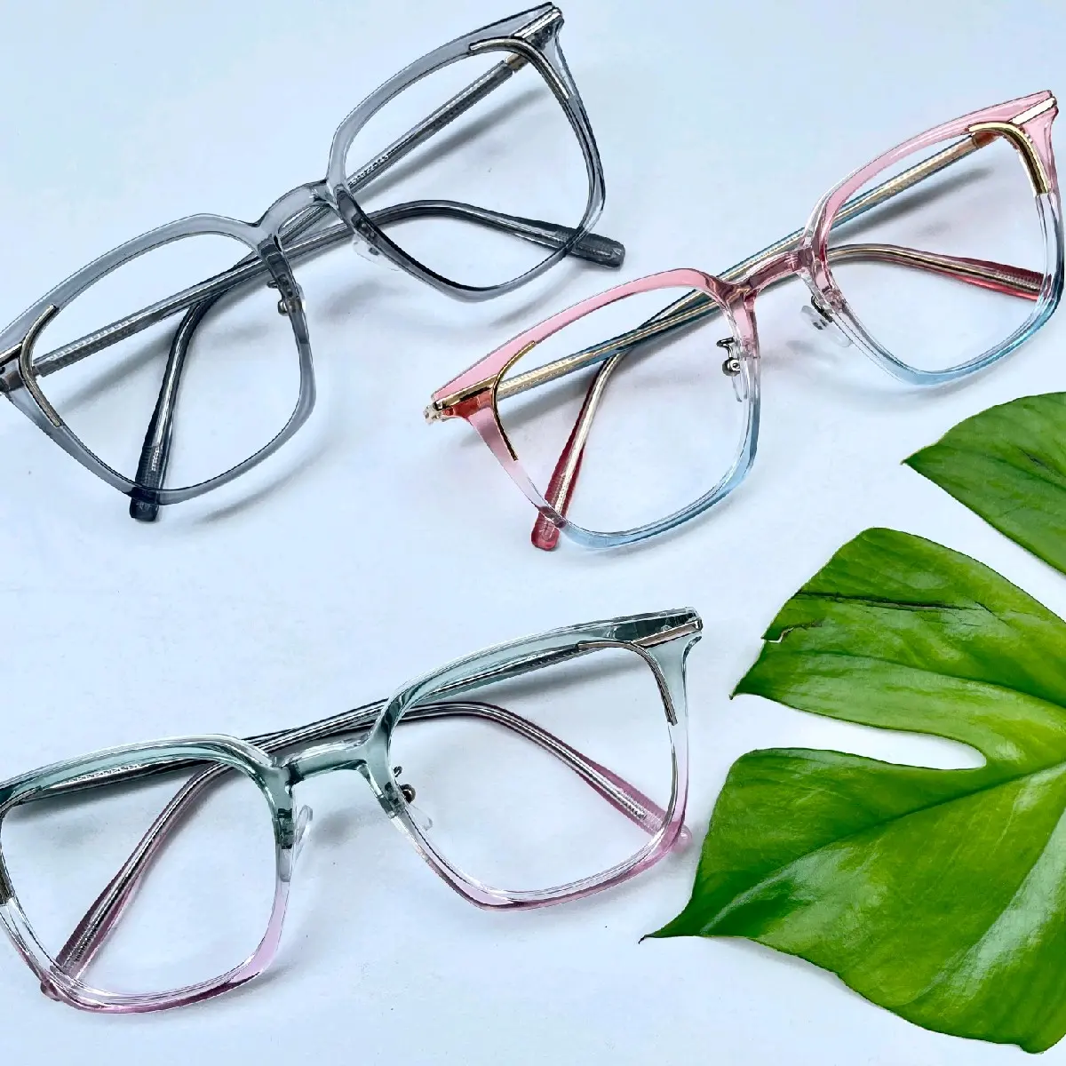 Beli 1 Gratis 1 AR95668 Kacamata photocromic Frame Kotak  Unisex Best Seller Wajah Lebar Lensa Photocromic Antiradiasi Eyewear Glasses
