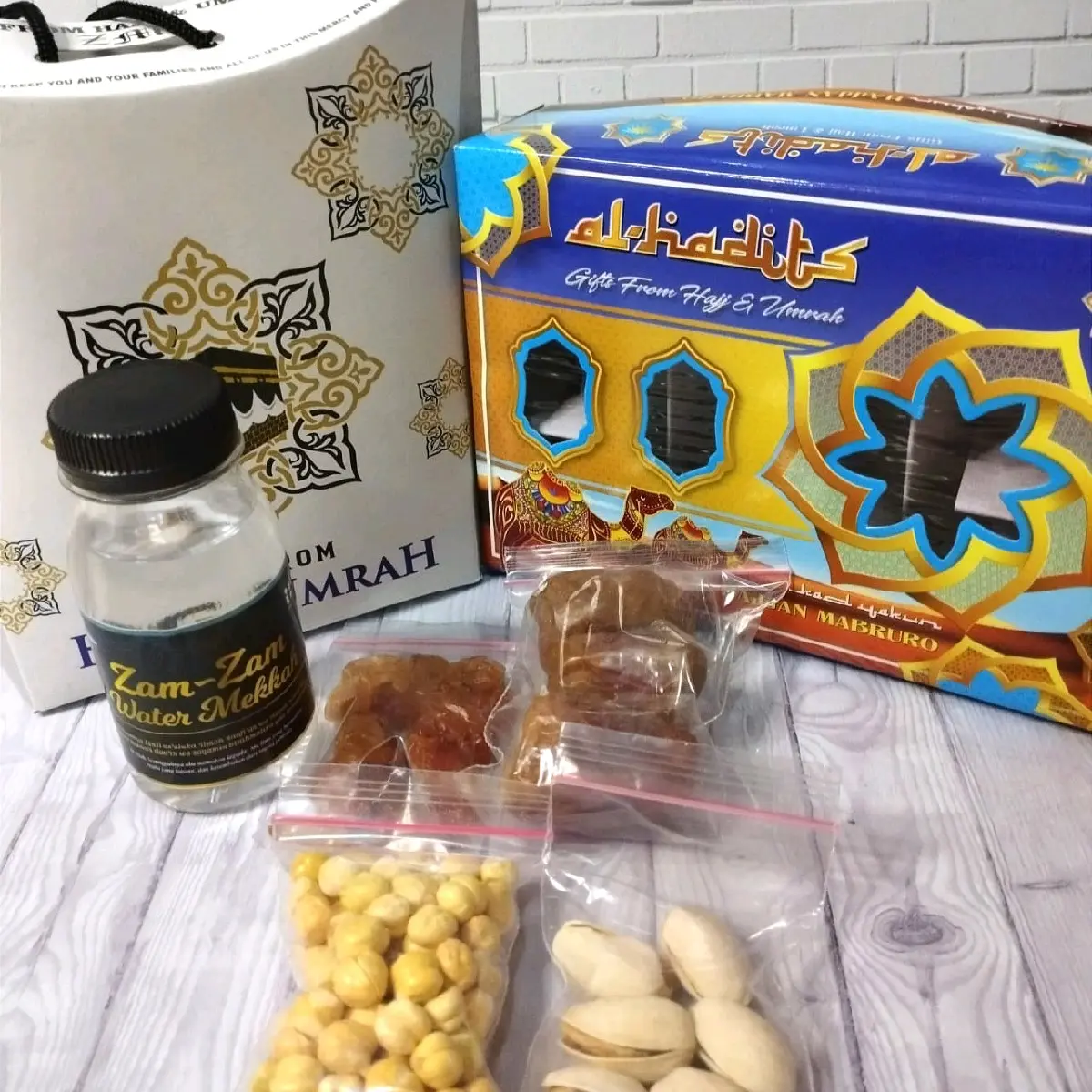 Paket Oleh2 Haji & Umroh Murah Sukari / Paket Oleh-Oleh Haji & Umroh Almond Coklat