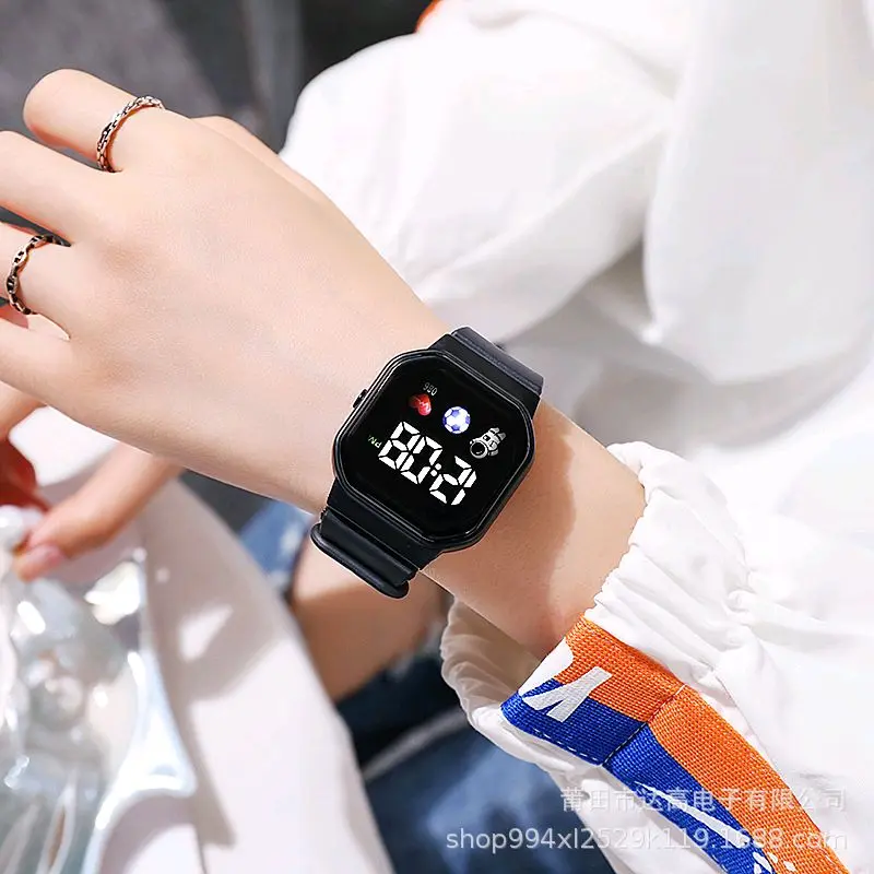 Promo! Jam Tangan LED Digital Pria Wanita Rubber Electronic Fashion Couple Anak Remaja