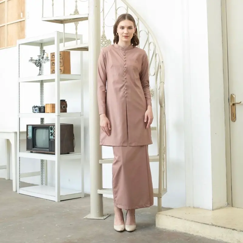 Ameera kurung melayu premium terbaru baju kurung melayu simple mewah Satin Muslim Kancing Panjang 7