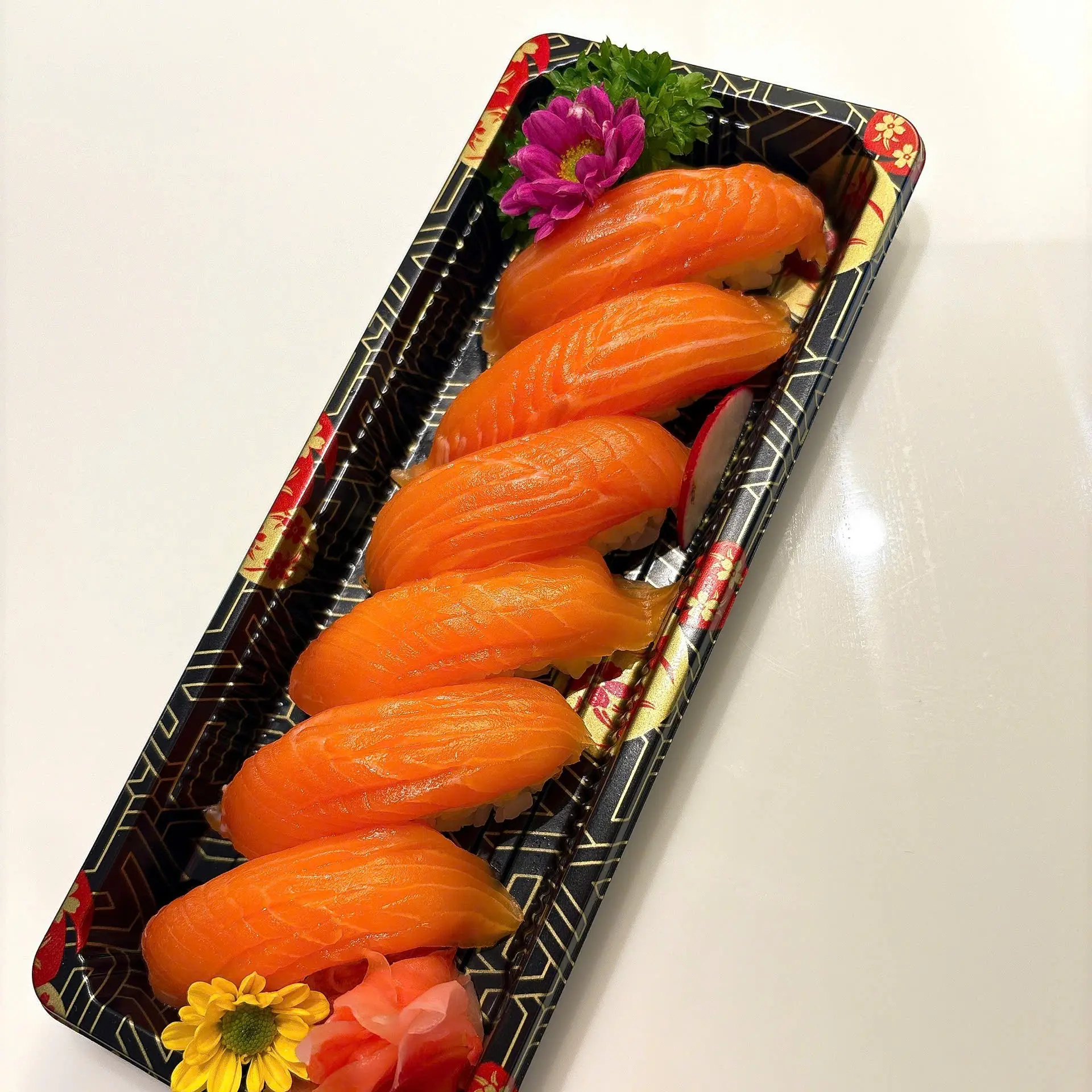 [Giao nhanh 2h] Nigiri Sushi Cá Hồi - Hải Sản Hoàng Gia - HCM